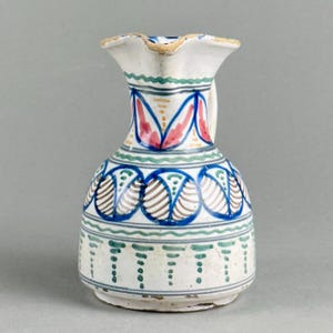 Antique Spanish Ceramic Jug – Hand-Painted La Bisbal Pottery Pitcher – Signed Catalan Folk Art Vase – 17.5cm Tall
