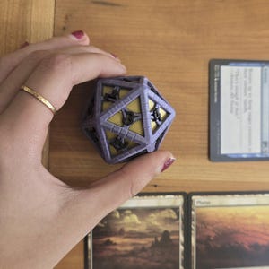 Large Spindown D20 Life Counter – Multicolor MTG Dice (2&quot;)