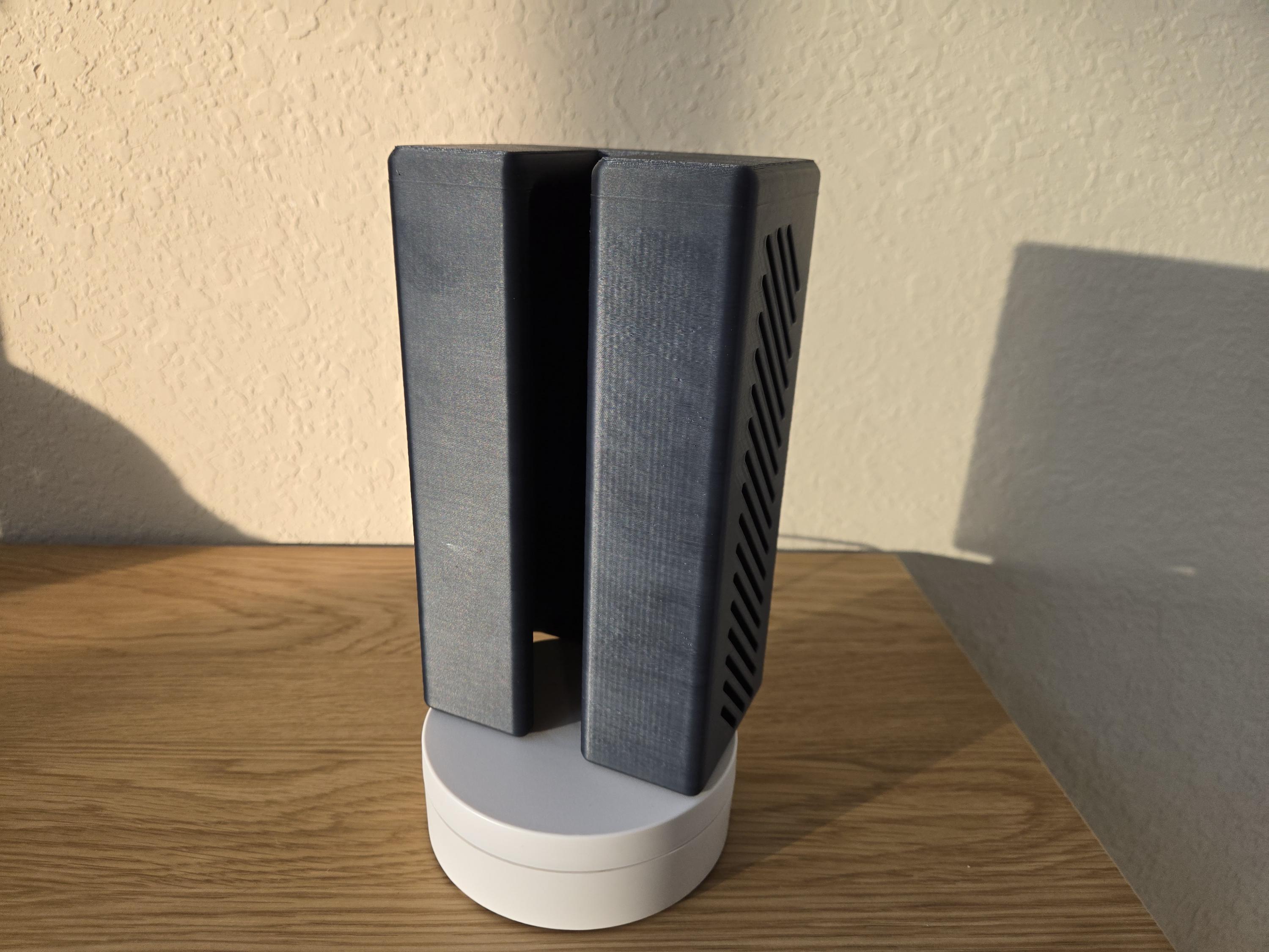 Lucid Charging Cable Control Box Holder