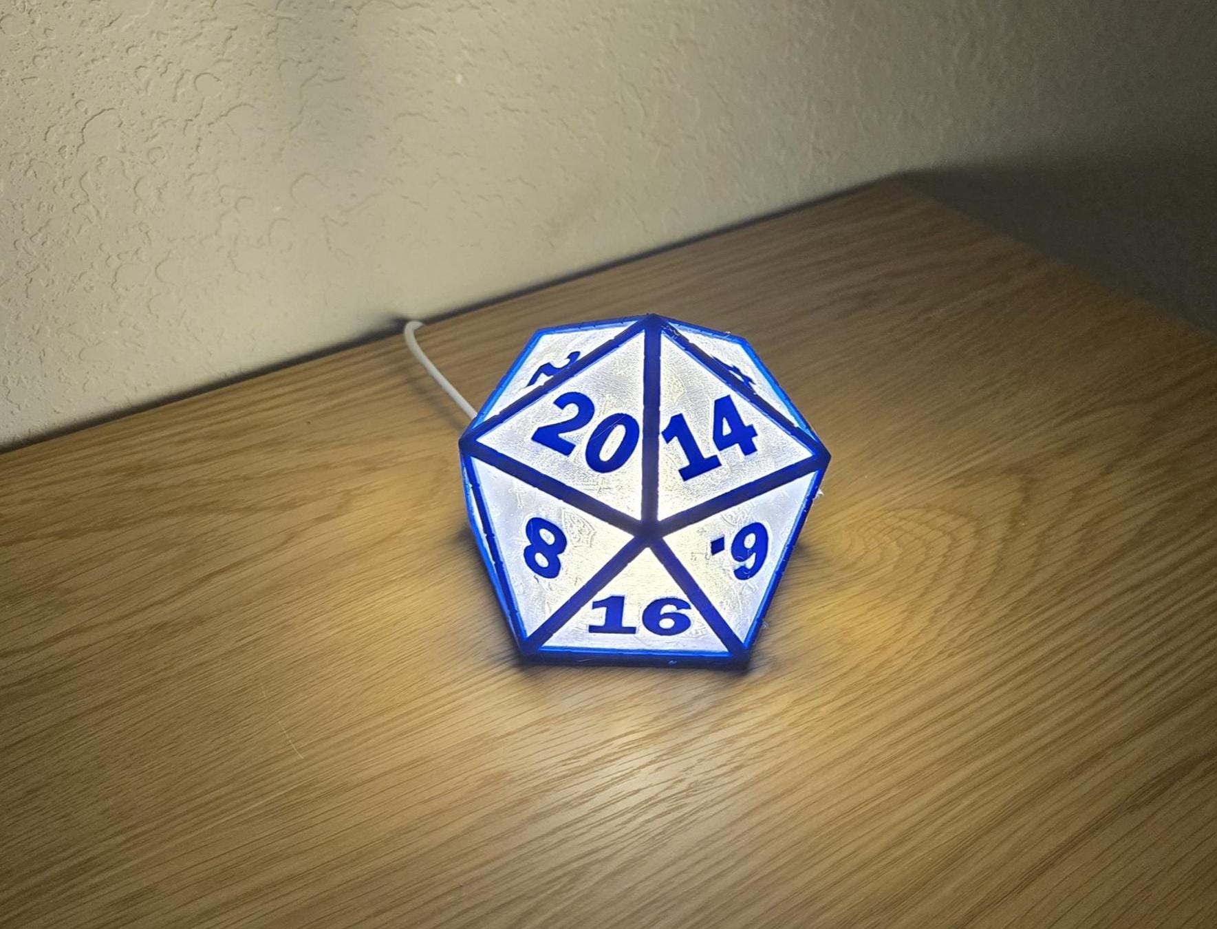 D20 Dice Lamp, 4.2-Inch LED Tabletop Light