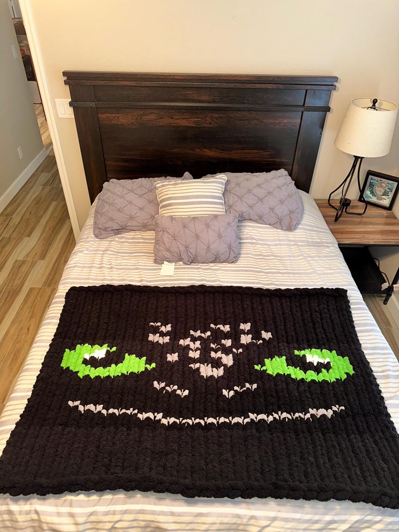 Toothless Throw Rugs TOOTHLESS Chunky Knit Throw - Etsy