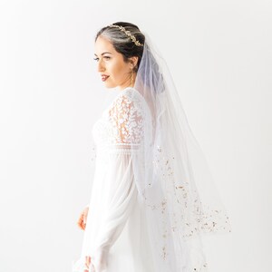 CUSTOM MADE Silver Mica Flake Veil in Ivory. CUSTOM MADE Silver Mica Flake Veil in Ivory main image 4
