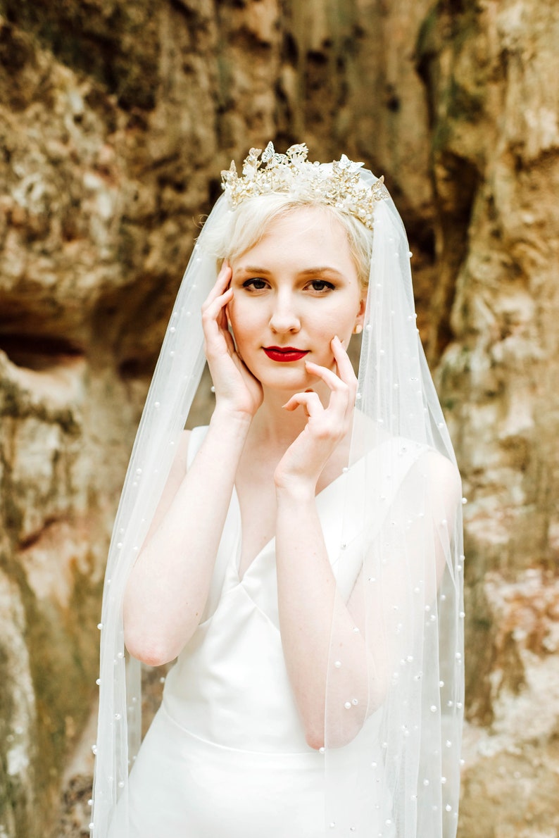 Wedding Veil, Pearl Veil, Fingertip Veil, Cathedral Veil image 1