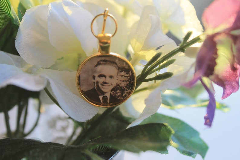 Custom Photo Lapel Pin Wedding Boutonniere Pin Memorial Etsy