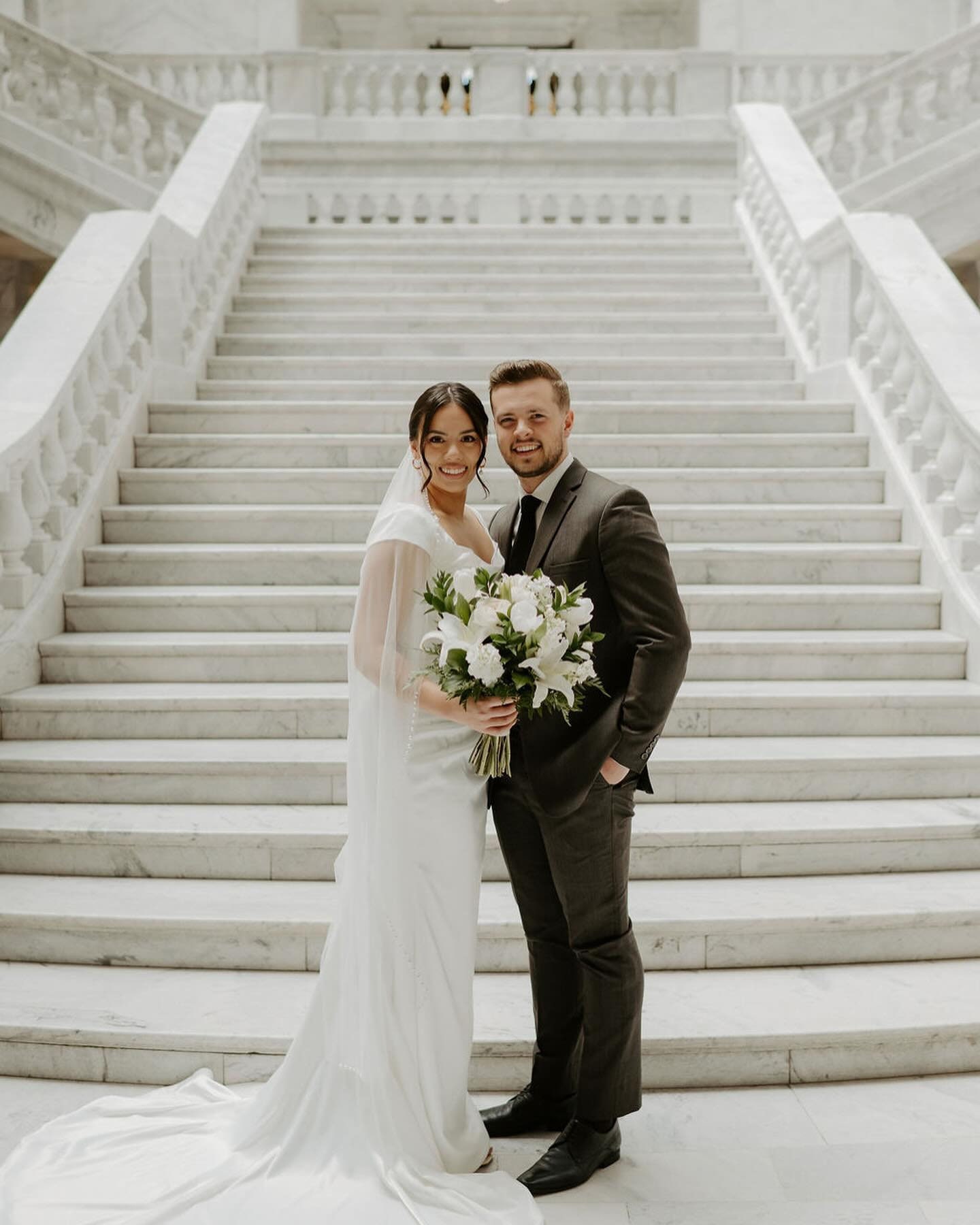 Minimalist Pearl Wedding Veil on Soft English Net Tulle - Etsy