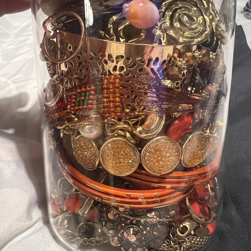 Mystery Jewelry Jar – Vintage & Costume Mix – Surprise Lot (Women, Multicolor)