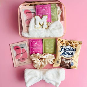 Sweet sixteen gift for girl, 16th birthday gift for girl, sweet 16 gift, sweet 16 gift set, sweet 16 jewelry, sweet sixteen self care box