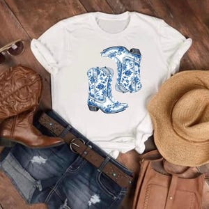 Chemise chinoiserie de bottes de cowboy pour femmes, haut de style occidental, chemisier de cow-girl, inspiration vintage, cadeau pour elle, décontracté