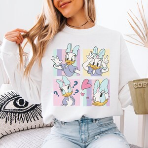 Camiseta Disney Daisy Duck, Camiseta Daisy Duck Emostick, Camiseta Disney Girls Trip, Camiseta Disney Besties, Camiseta Disneyworld, Camiseta Disney Trip 2025