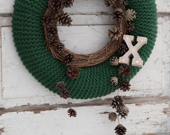 Christmas door wreath, Green holiday wreath, Pinecone wreath, Rustic winter decor