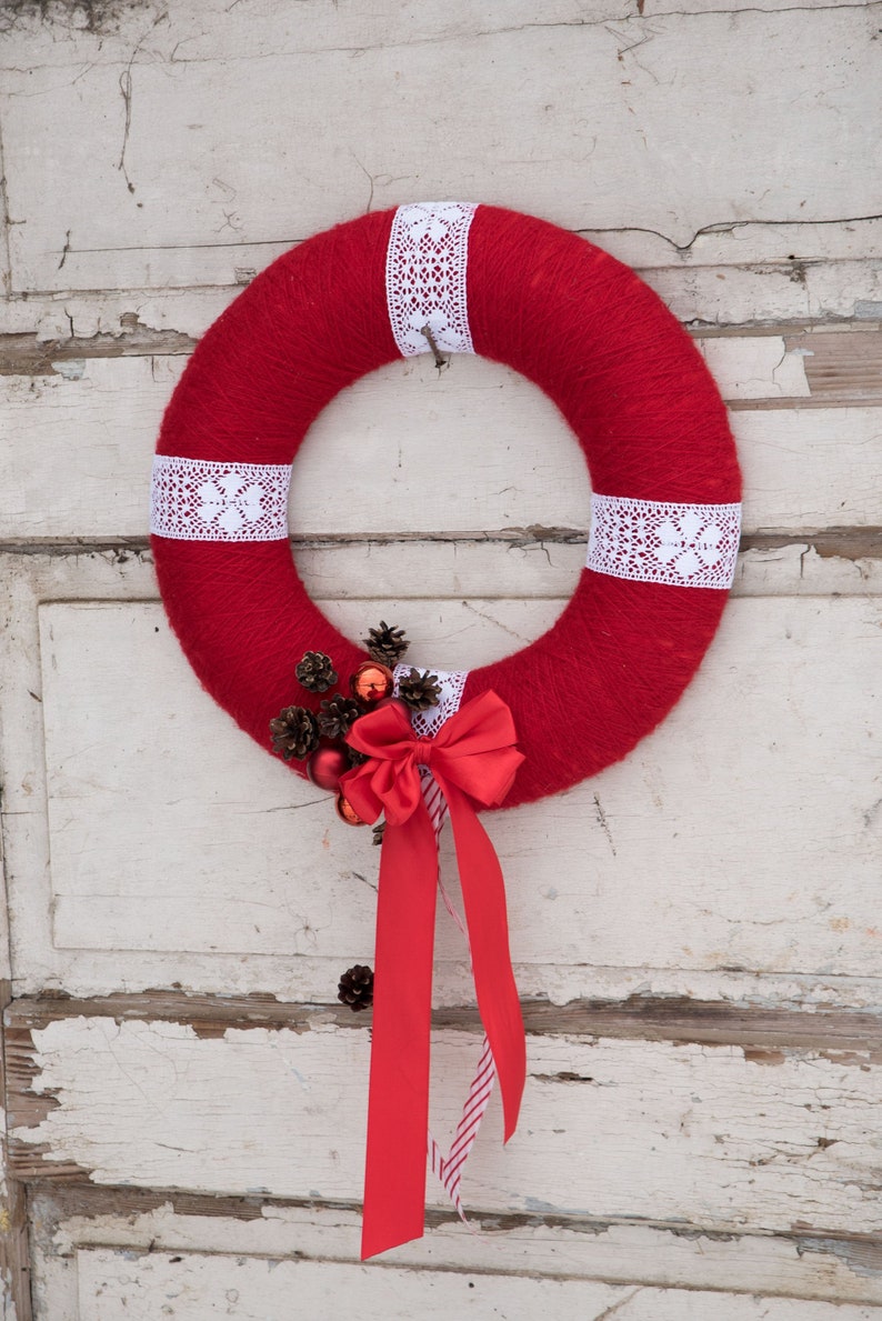 Red and white wreath, Rustic Christmas wreath, Farmhouse Christmas decor, Scandinavian Christmas wreath image 2