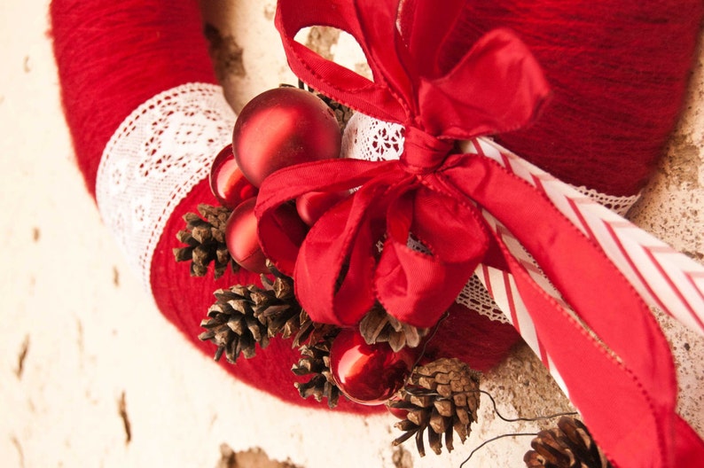 Red and white wreath, Rustic Christmas wreath, Farmhouse Christmas decor, Scandinavian Christmas wreath image 7