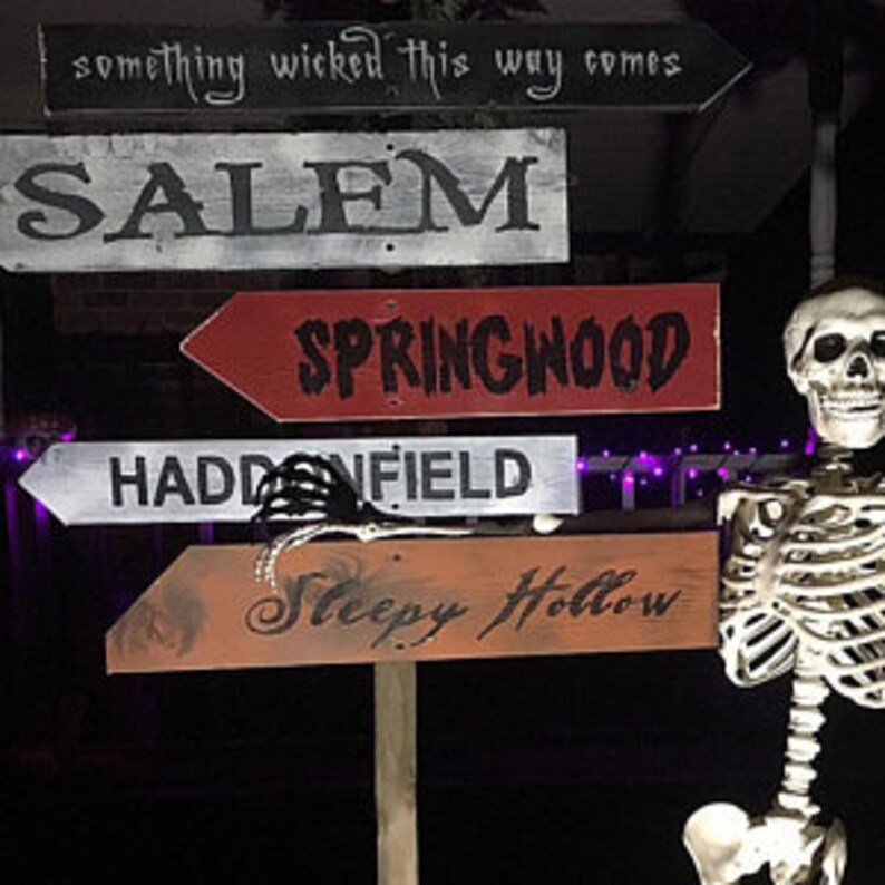 7 Halloween Arrows Hand Painted Wood Directional Signs - Etsy