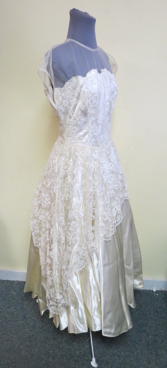 Vintage 50's Ivory Satin and Lace Wedding Dress, … - image 6