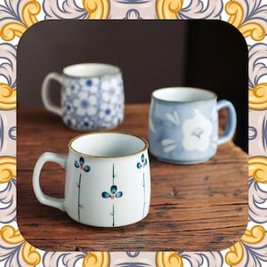 手描きアートの陶器製マグカップ Hand painted mug - Etsy 日本