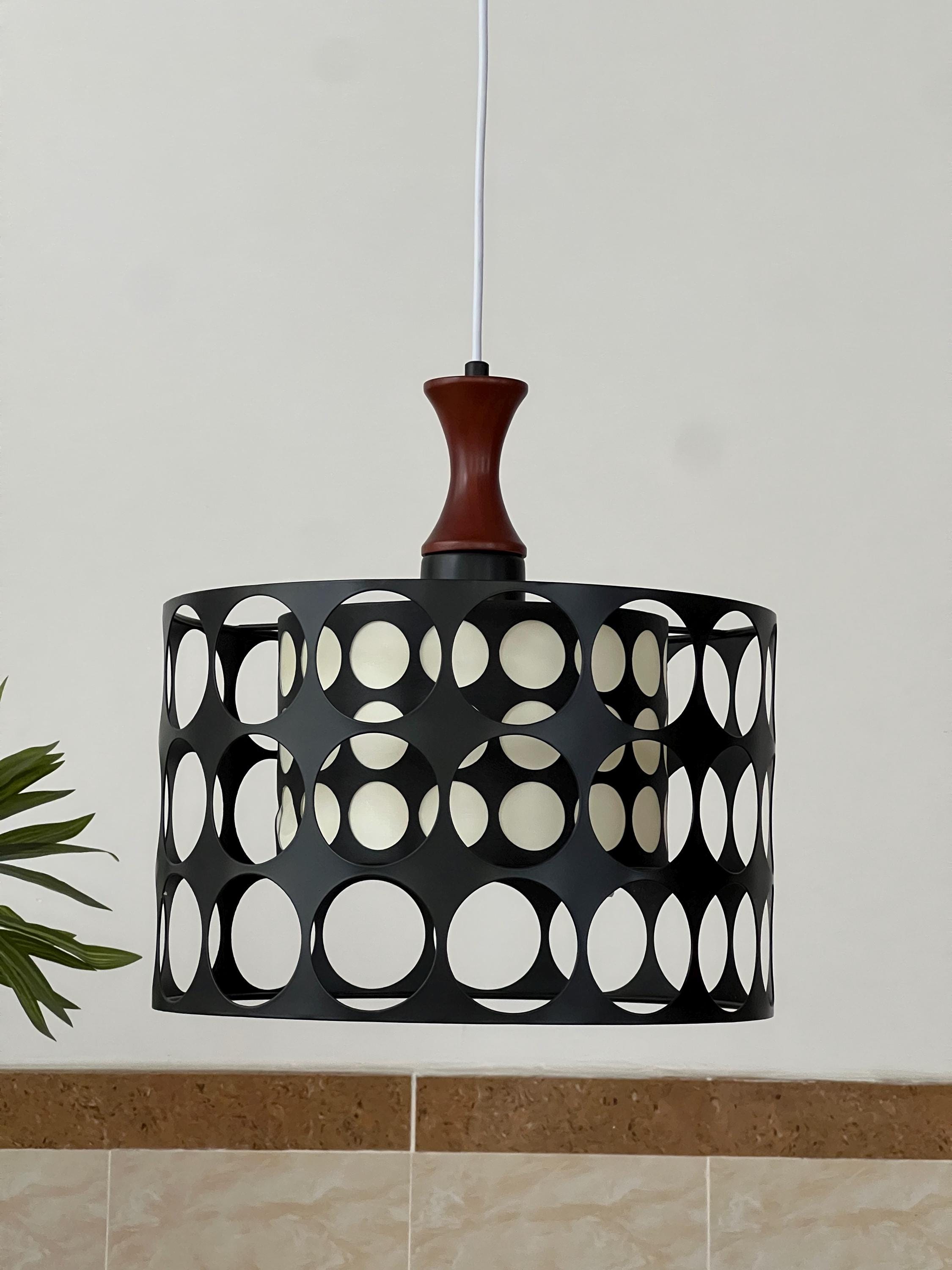 メタルケージペンダントライト 13.7インチの工業用幾何学ペンダントライト、ブラックメタルケージ天井