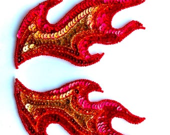 Flammapplikationer Röd Orange Eld Paljettpärlor SPEGELPAR Dansdräkt Tygmärke Sy eller Stryk på Rund Botten 7" JB338X