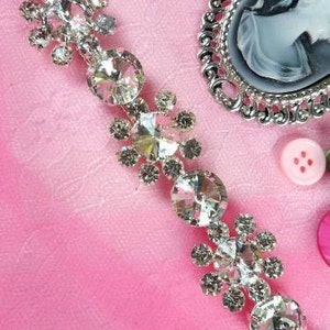 XR97 Floating Flower Rhinestone Trim 7/8 image 1