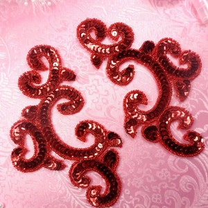 Red Appliques Mirror Pair Sequin Beaded Clothing Sewing Dance Costume Patch JB275X