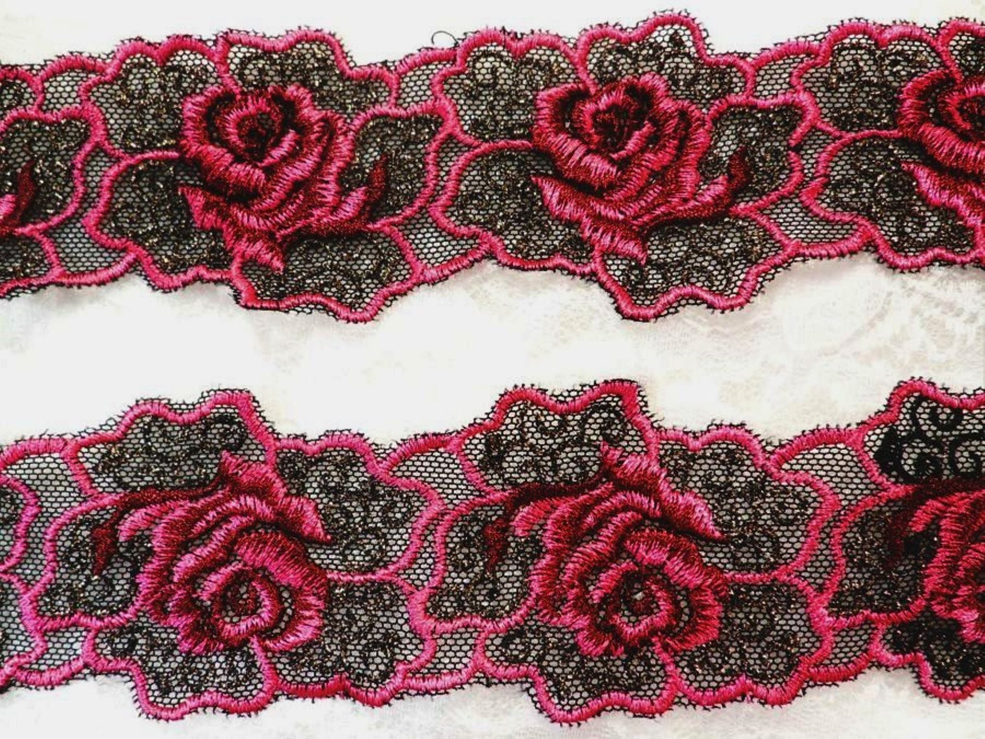 BL113 Embroidered Lace Floral Trim Fuchsia Black (BL113-fsbk)