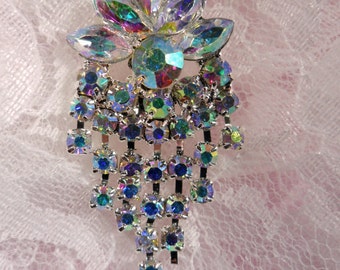 ACT/XR185 Aurora Borealis Crystal AB Rhinestone Applique Glorious Dangles Embellishment 1.5" (ACT/XR185-slcab)