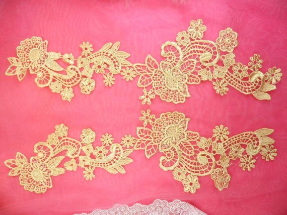 DH81X Embroidered Lace Appliques Red Floral Venice Lace Mirror Pair 14/"