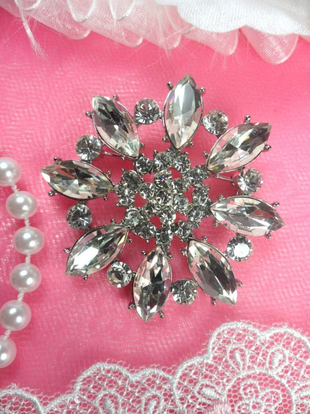 GB102 Bridal Rhinestone Brooch Pin Vintage Silver Crystal Glass 2