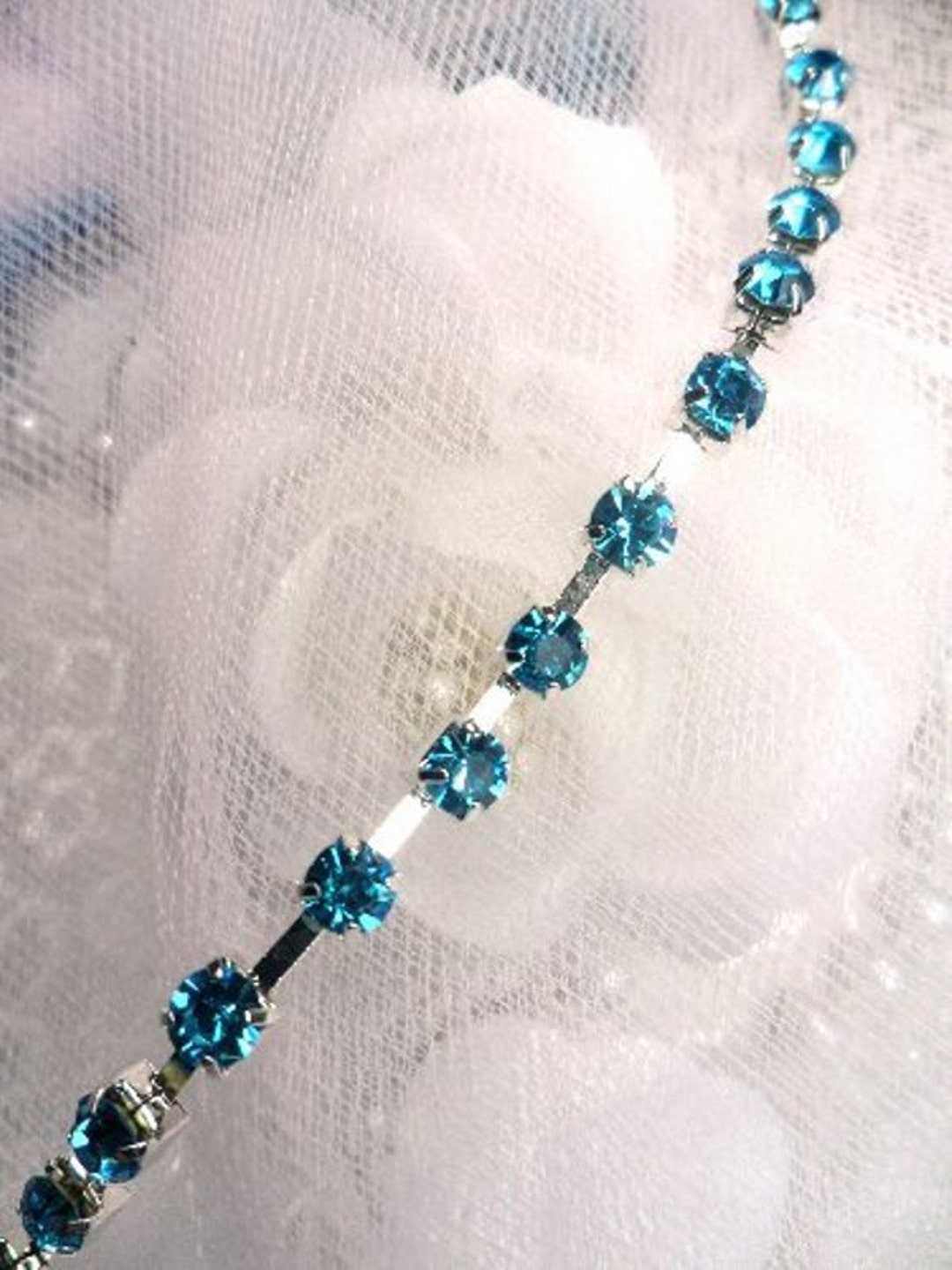 JB148 Turquoise Elegant Glass Rhinestone Chain Sewing Trim 1/8