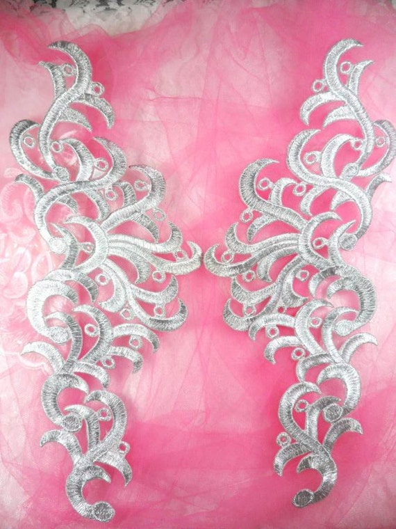 GB137 Silver Scroll Metallic Applique Iron On Patch 4.25/"
