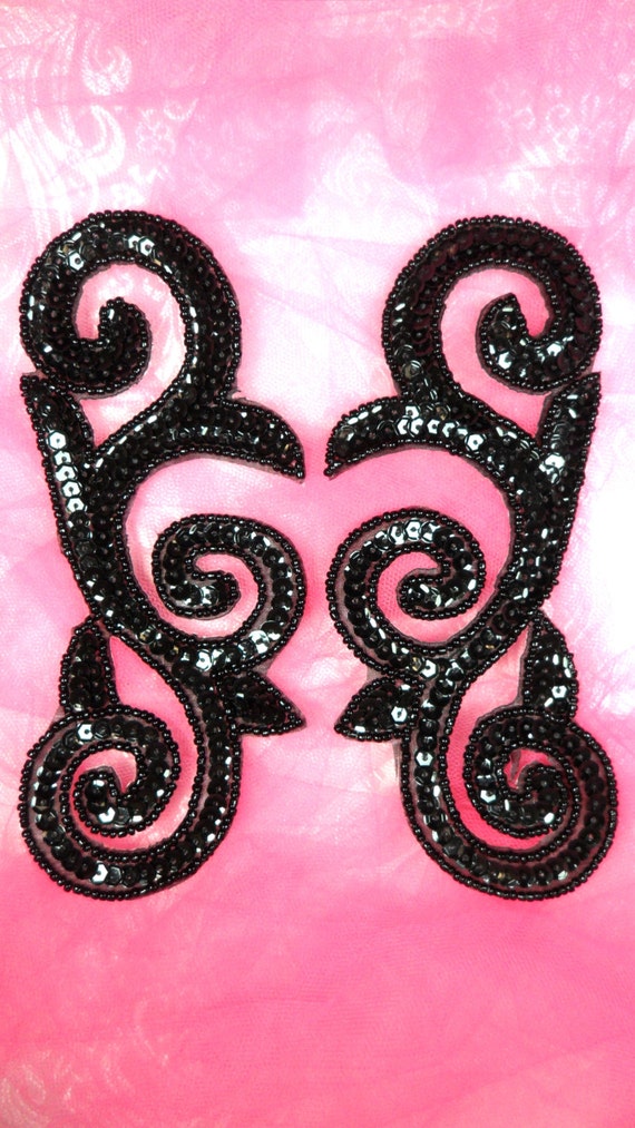 Various Colours Left /& Right Scroll Design Iron On Applique x 1 pair
