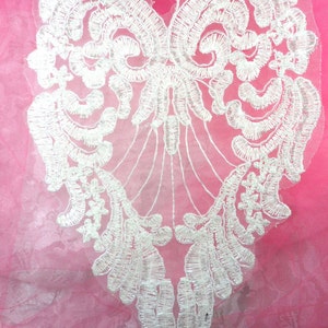 BL61 White Venise Floral Lace Applique 10&quot; (BL61-wh)