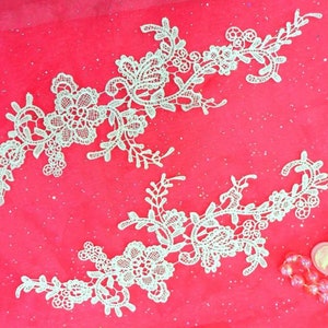 Embroidered Floral Applique Mirror Pair Pure White Clothing Patch Craft Motif 13.5&quot; (BL98X)