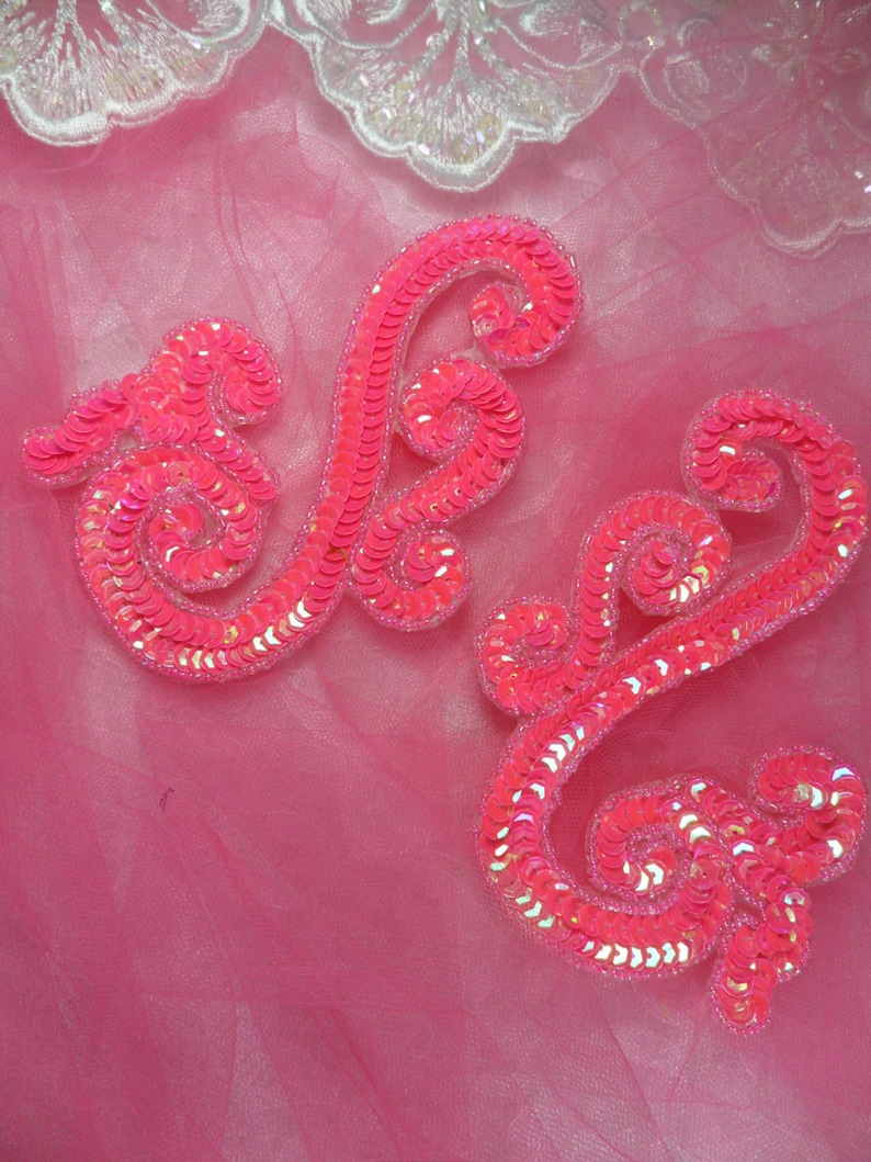 0183 Mirror Pair Sequin Beaded Appliques Red Gold 10/" Set Floral