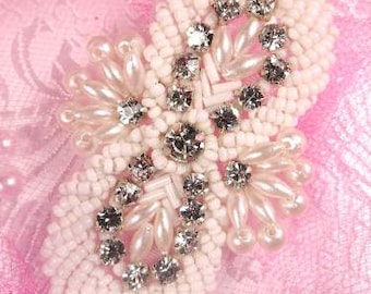 FS04 White Pearl Beaded Rhinestone Applique 2.75" Sewing and Crafts Motif (FS04-WH)