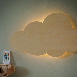 Vägglampa Cloud, trådlös, dimbar | indirekt nattlampa i trä för sömn, stämningsbelysning eller amningslampa "Theo Natur"