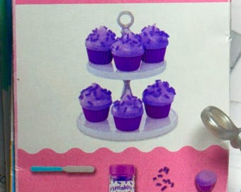 Miniverse Make It Mini/ Ube Cupcakes