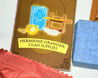 Miniverse- Harry Potter - Back to Hogwarts -HERMIONE CLASS SUPPLIES