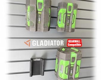 Uchwyty akumulatorów do pakietów EGO 56 V – bezpieczne przechowywanie systemów Gladiator GearTrack i GearWall