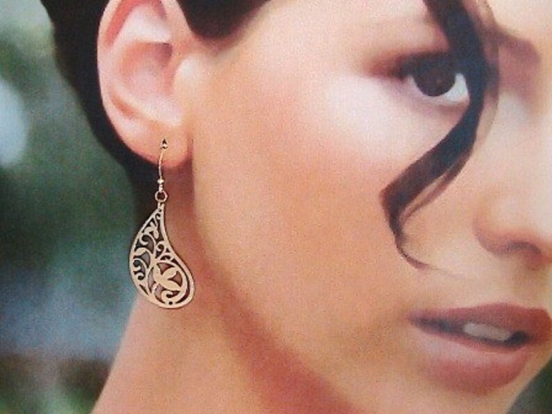 Detailed Ornate Silver Earrings Dangle Tear Drop Shape, filigree image 4