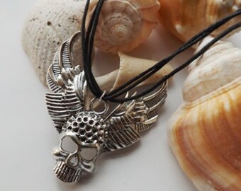 Cool Skull Necklace - Silver Charm Necklace, silver skull, Cool neclace