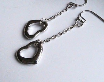 Hollow Heart - Earrings