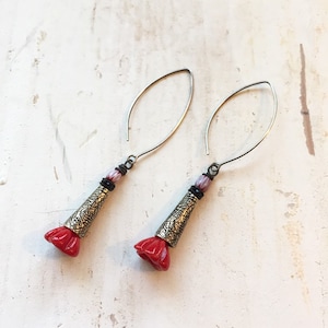 Boho Petticoat - earrings in glass, trade beads and bronze