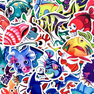 50 Stück Meeresleben Aufkleber, niedliche Cartoon Meereskreatur Aufkleber für Kinder, wasserdichter Tieraufkleber für Journal, Sammelalbum, Wasserflasche