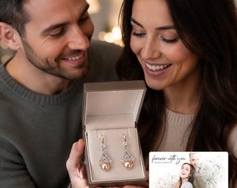 Ohrringe im Chevron-Stil mit Perlen, Tropfen in Champagner oder Weiß, personalisierter goldfarbener Hängeschmuck