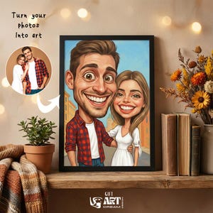 K&ouml;nnte beinhalten: Ein gerahmtes Karikaturportr&auml;t eines Paares mit &uuml;bertriebenen Gesichtsz&uuml;gen, vor dem Hintergrund einer Stadtlandschaft. Das Kunstwerk befindet sich in einem schwarzen Rahmen und enth&auml;lt den Text "Turn your photos into art" und das Logo "Gift Art Dream".