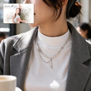 Silver-tone layered necklace with pale beads and pointed star charms, adult lifestyle view. A personalized greeting-card example appears in the corner.