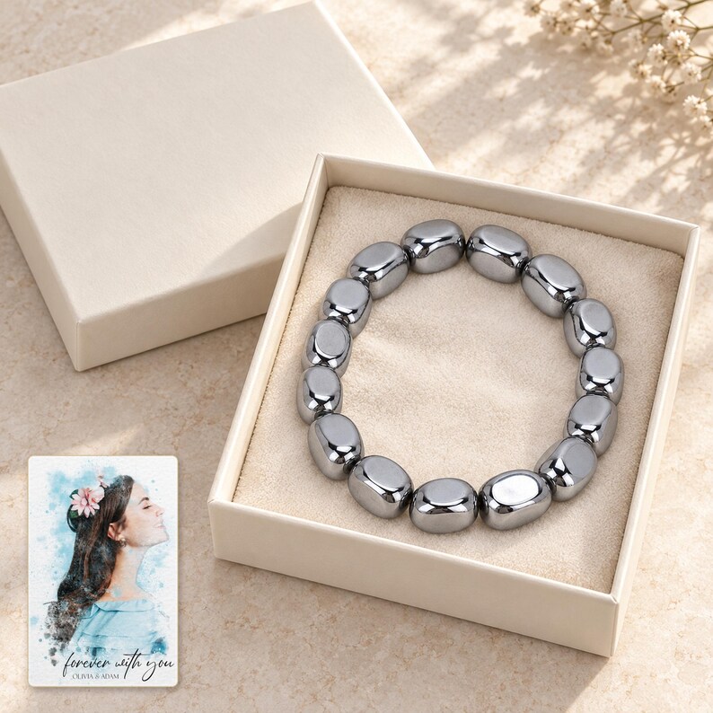 Metallic Grey Bead Bracelet, gift box view. A personalized digital greeting card is shown alongside.