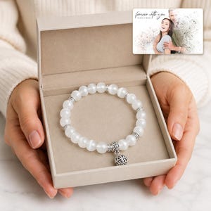 Round Bead Charm Bracelet, gift receiving view, photo 14.
