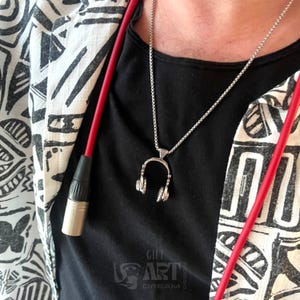 DJ Headphone Necklace: Stainless Steel Music Pendant image 2