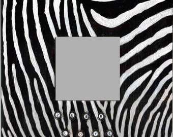 Dreaming Mirror: "Zebra Love"